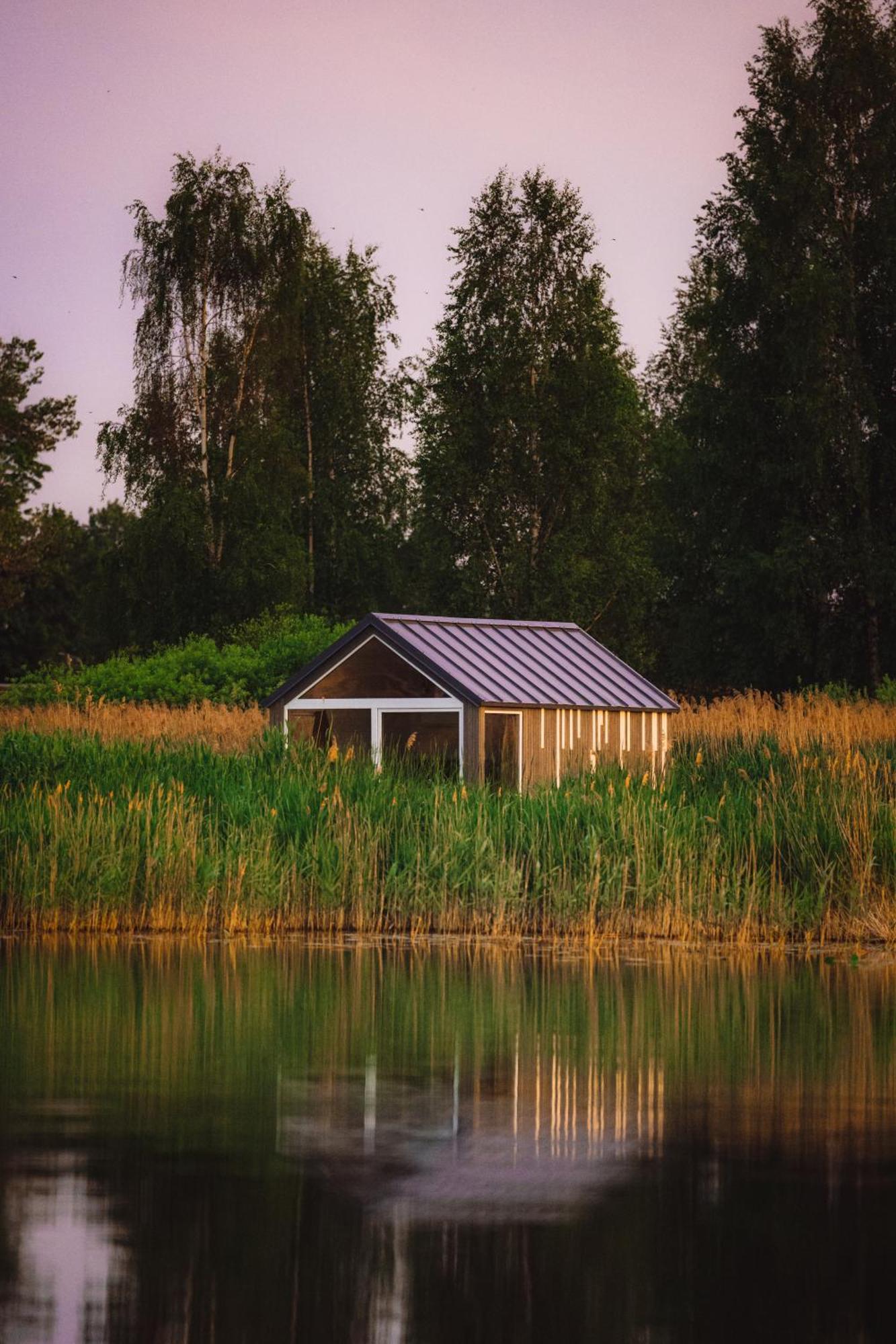 Million Star Hotel Latgale Nastrova Kültér fotó