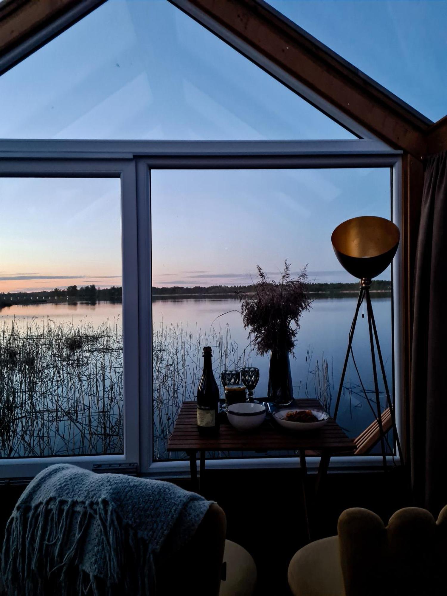 Million Star Hotel Latgale Nastrova Kültér fotó